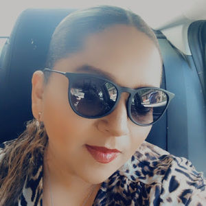 Meet your Posher, Cyndi